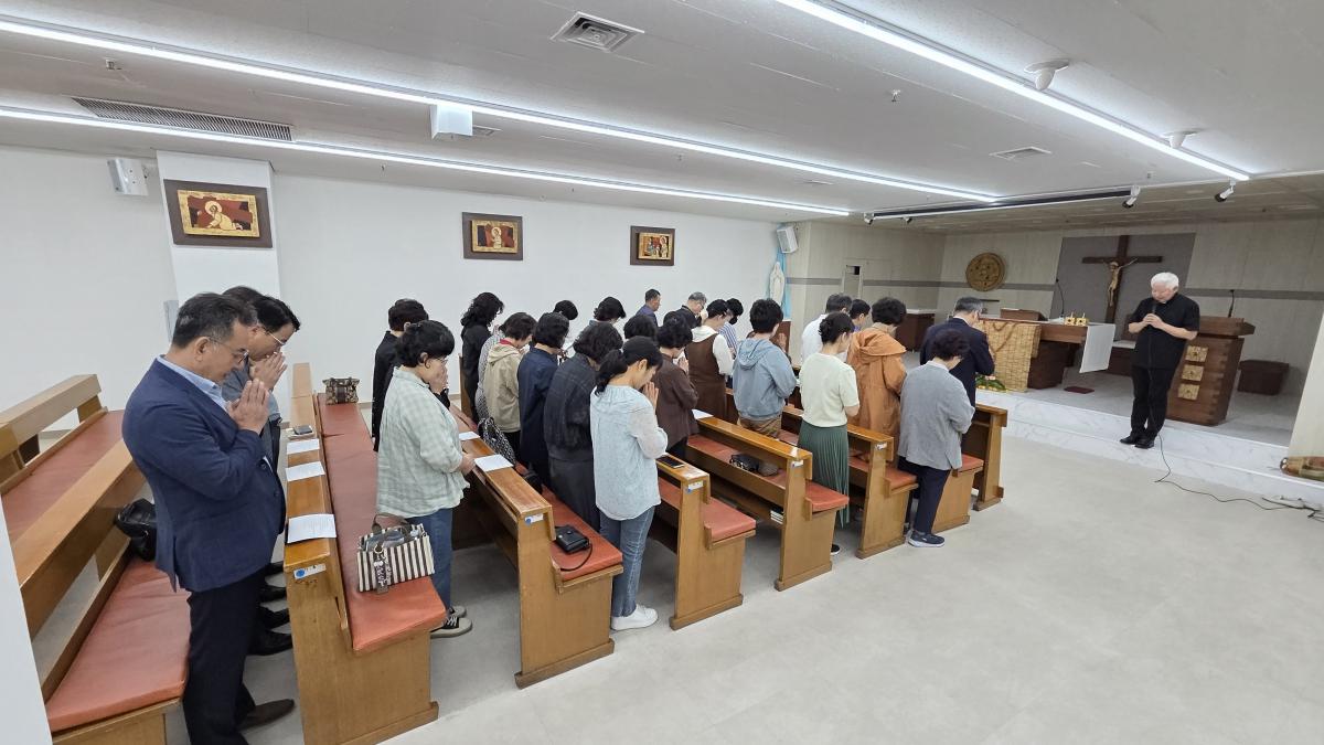 1차 가두선교 20251012_001 (9).jpg