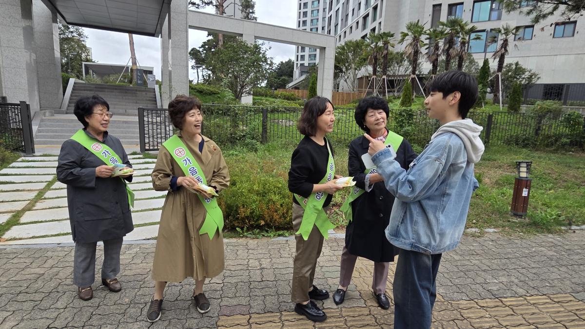 2차 가두선교 20251019 (5).jpg